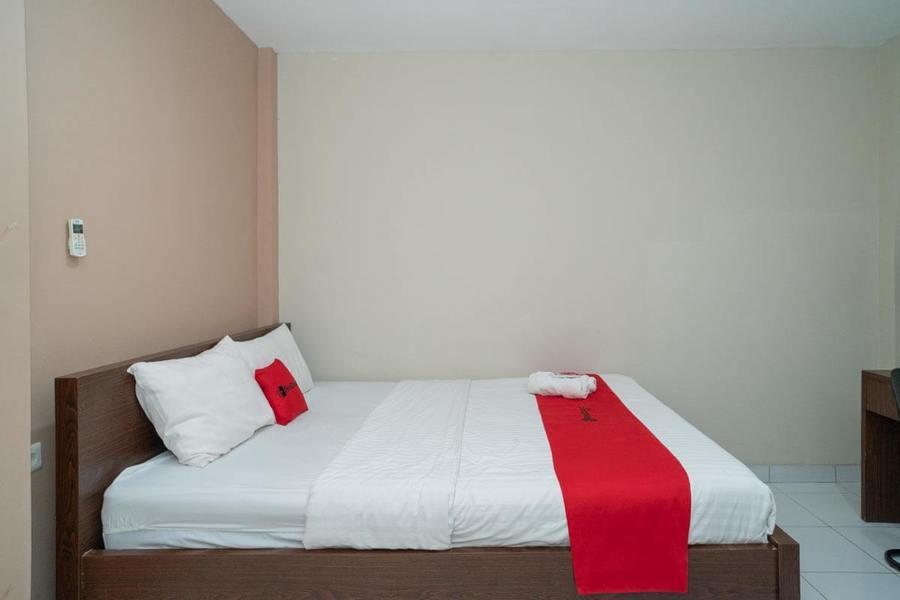 Hotel Reddoorz @ Pelita