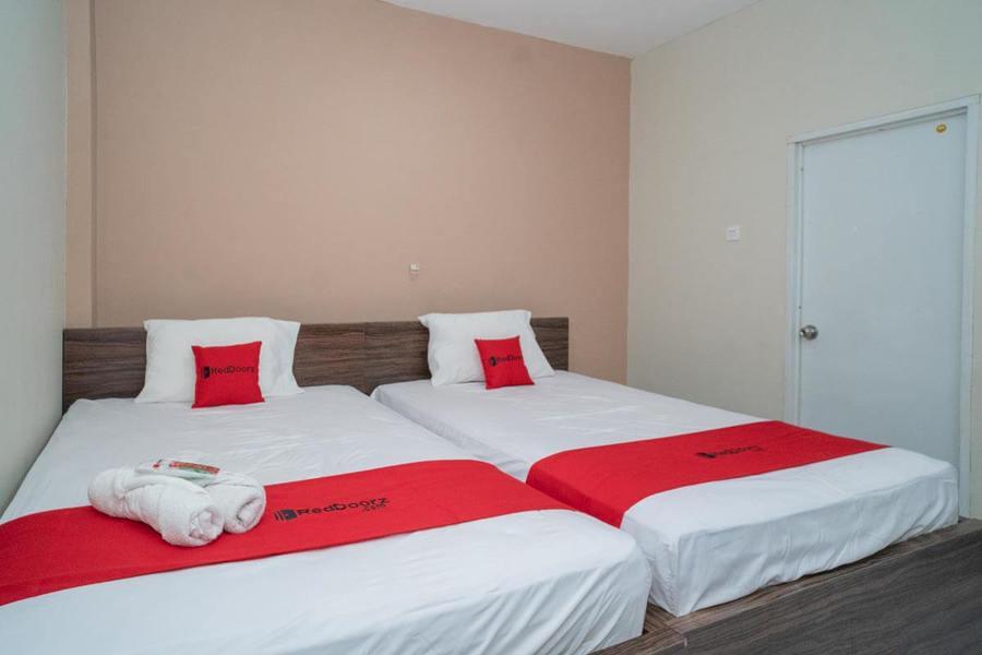 Hotel Reddoorz @ Pelita Balikpapan (Borneo)